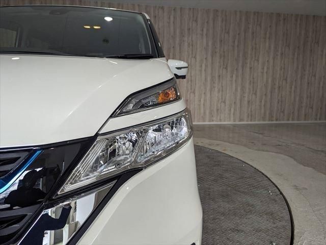 Nissan SERENA 2018-11 187650-8