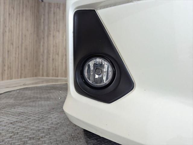 Nissan SERENA 2018-11 187650-11