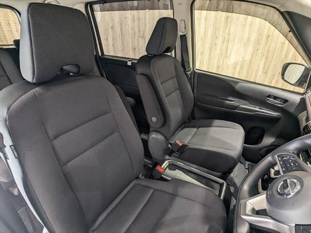 Nissan SERENA 2018-11 187650-19