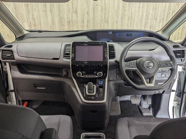 Nissan SERENA 2018-11 187650-18