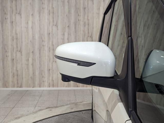 Nissan SERENA 2018-11 187650-13