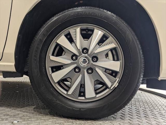 Nissan SERENA 2018-11 187650-17