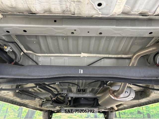Honda N BOX CUSTOM 2019-07 229560-19