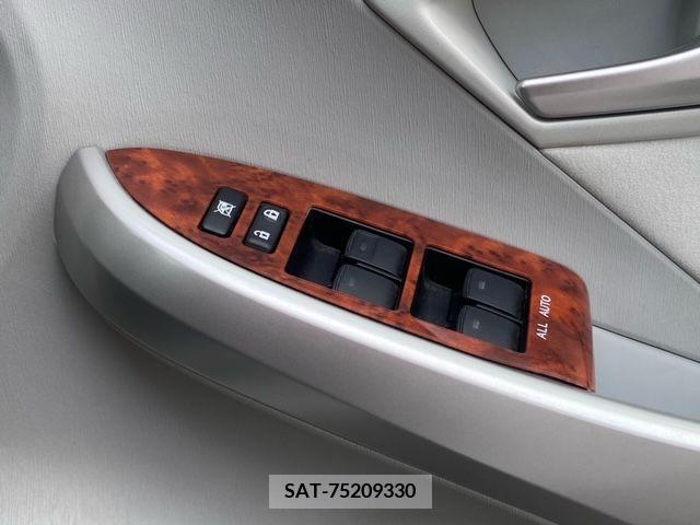 Toyota PRIUS 2013-08 282212-22