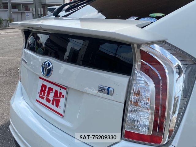 Toyota PRIUS 2013-08 282212-24