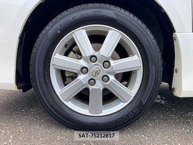 Toyota VOXY 2010-02 201823-26