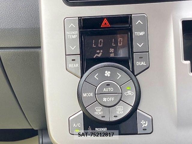 Toyota VOXY 2010-02 201823-10