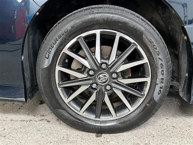 Toyota VOXY 2015-10 185410-8