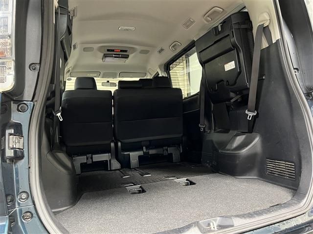 Toyota VOXY 2015-10 185410-21