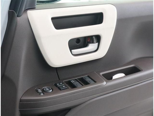 Honda N BOX 2023-05 190345-29