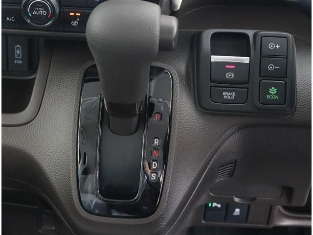 Honda N BOX 2023-05 190345-6