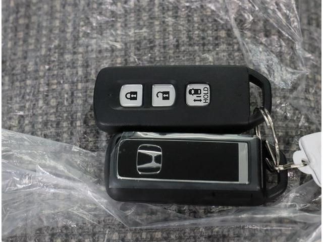 Honda N BOX 2023-05 190345-17