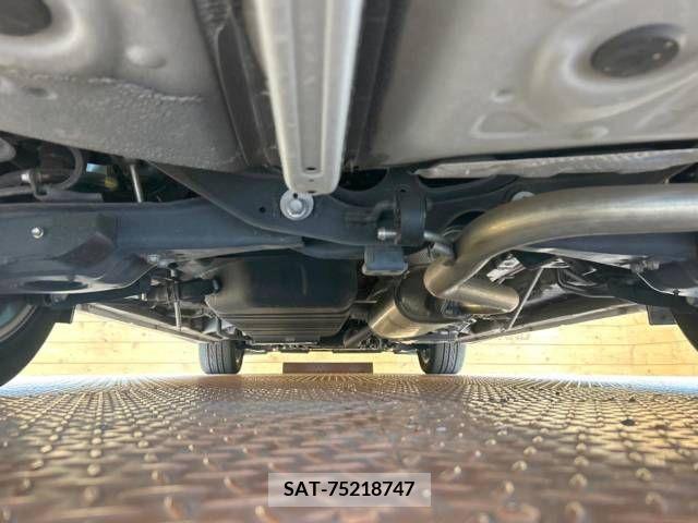 Toyota ALPHARD 2017-03 259176-19
