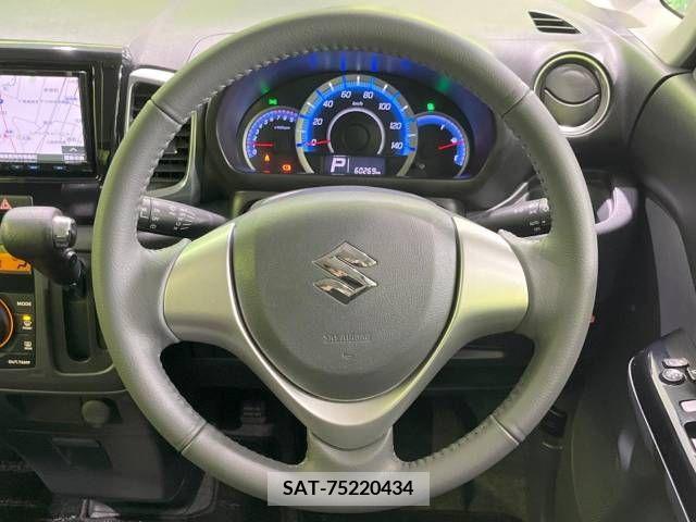 Suzuki SPACIA 2014-06 312180-11