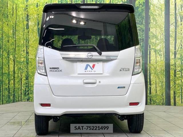 Nissan DAYZ 2015-09 359136-15