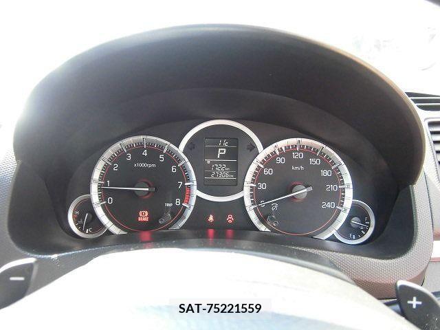 Suzuki SWIFT 2014-03 214889-7