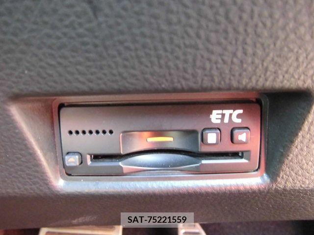 Suzuki SWIFT 2014-03 214889-5