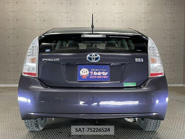 Toyota PRIUS 2011-09 281749-5