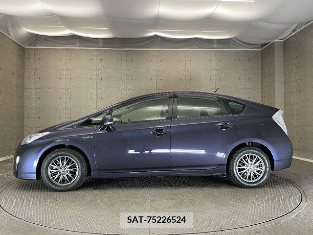 Toyota PRIUS 2011-09 281749-7