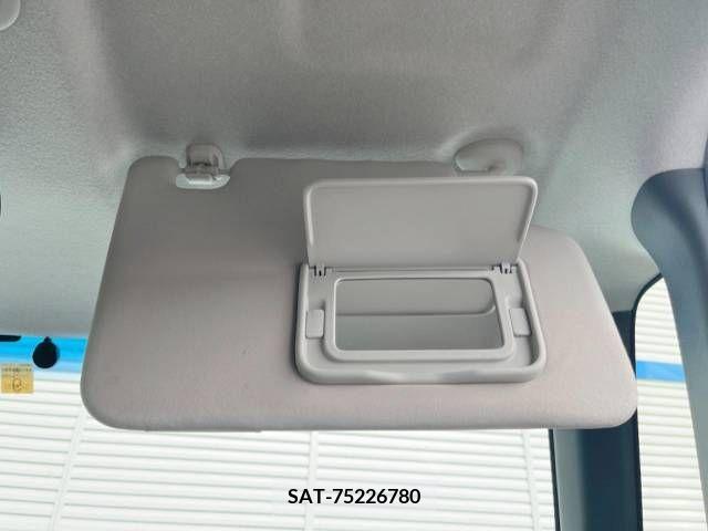 Honda N BOX 2015-09 306772-7
