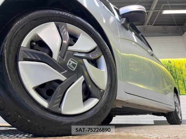Honda FIT HYBRID 2015-06 350885-13