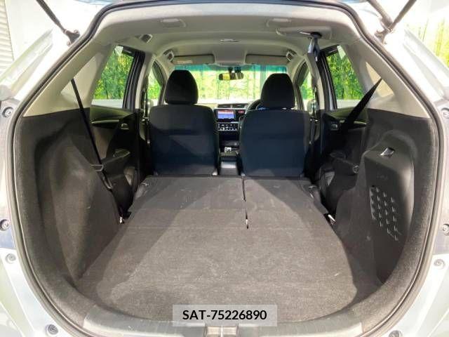 Honda FIT HYBRID 2015-06 350885-10