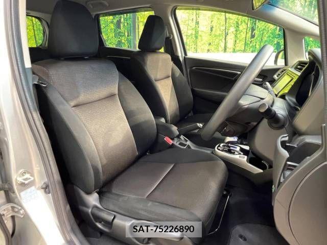 Honda FIT HYBRID 2015-06 350885-8