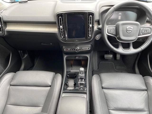 Volvo XC40 2019-05 13286-1