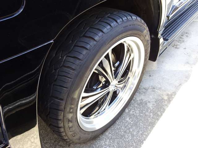 Toyota LAND CRUISER 2014-03 10823-13