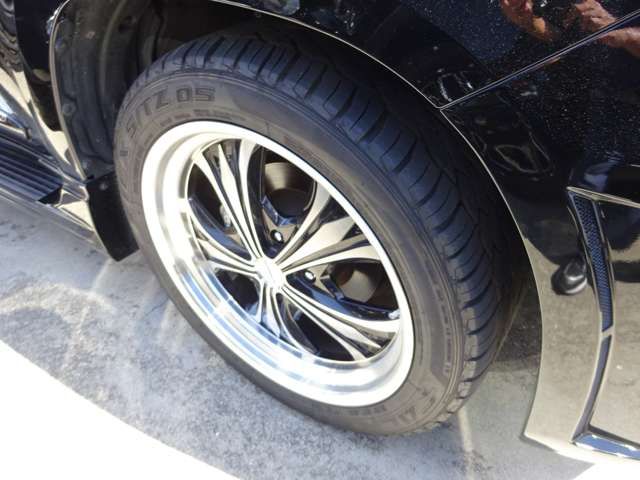 Toyota LAND CRUISER 2014-03 10823-14