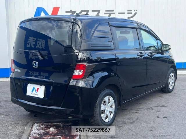 Honda FREED SPIKE 2013-03 247773-17