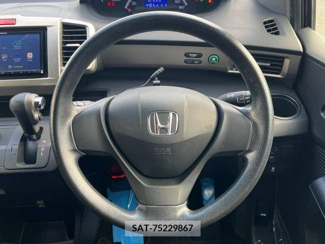 Honda FREED SPIKE 2013-03 247773-11