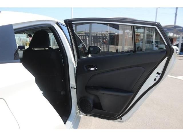 Toyota PRIUS PHV 2017-03 8717-8