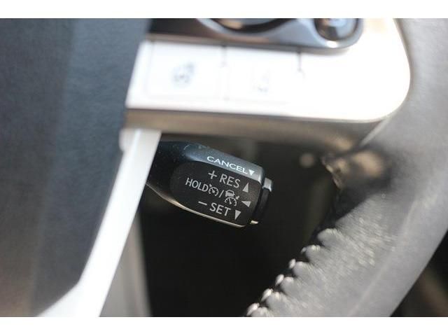 Toyota PRIUS PHV 2017-03 8717-14