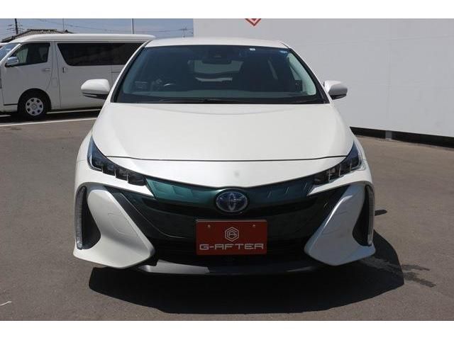 Toyota PRIUS PHV 2017-03 8717-1