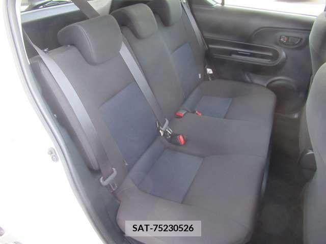 Toyota AQUA 2019-05 314083-14