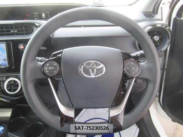 Toyota AQUA 2019-05 314083-3