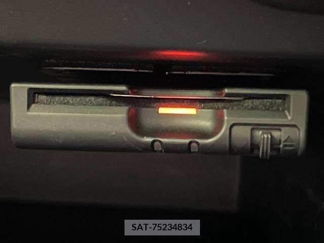 Nissan NOTE 2017-01 305349-6