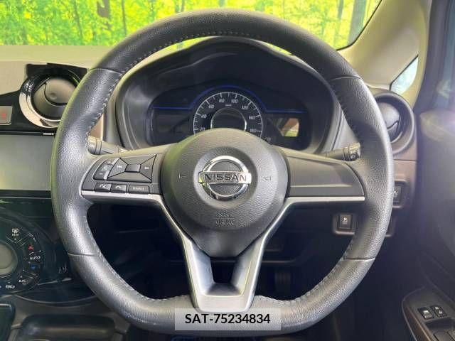 Nissan NOTE 2017-01 305349-11