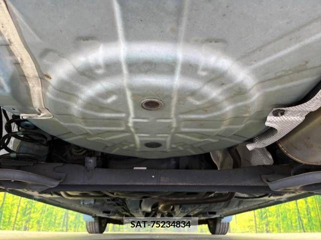 Nissan NOTE 2017-01 305349-19