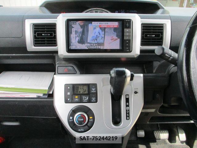 Daihatsu WAKE 2015-09 435729-4