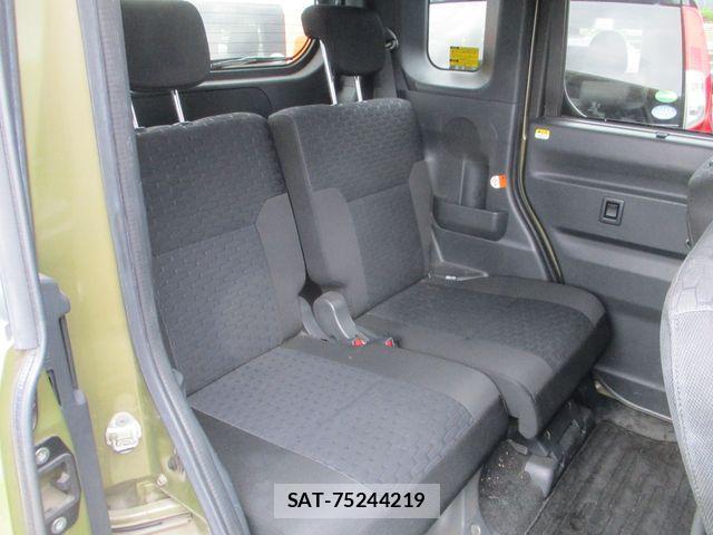 Daihatsu WAKE 2015-09 435729-14