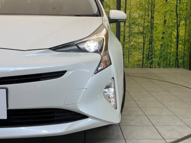 Toyota PRIUS 2016-06 188057-12