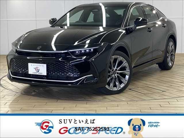 Toyota CROWN 2022-10 300649-0