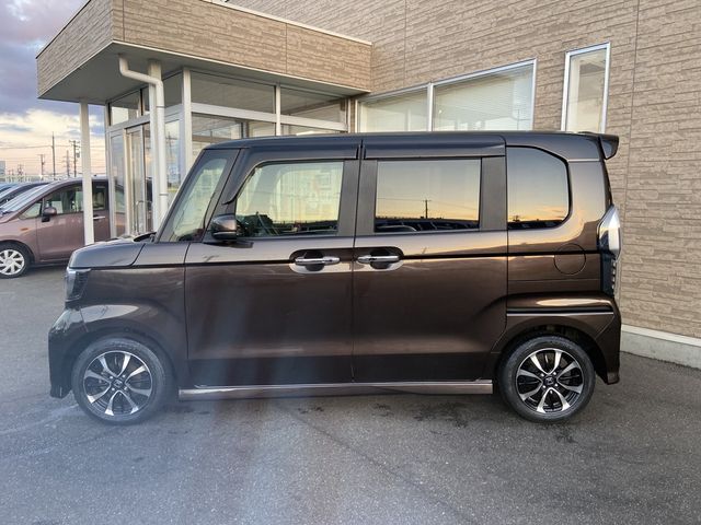 Honda N BOX CUSTOM 2019-06 17195-3