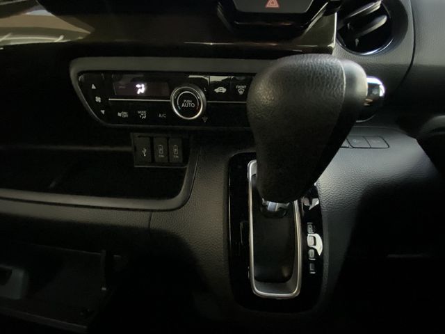Honda N BOX CUSTOM 2019-06 17195-14