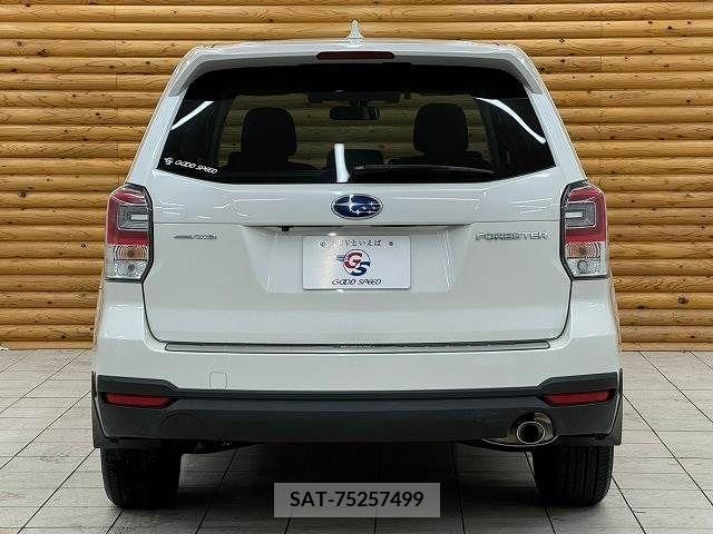 Subaru FORESTER 2017-06 360481-12