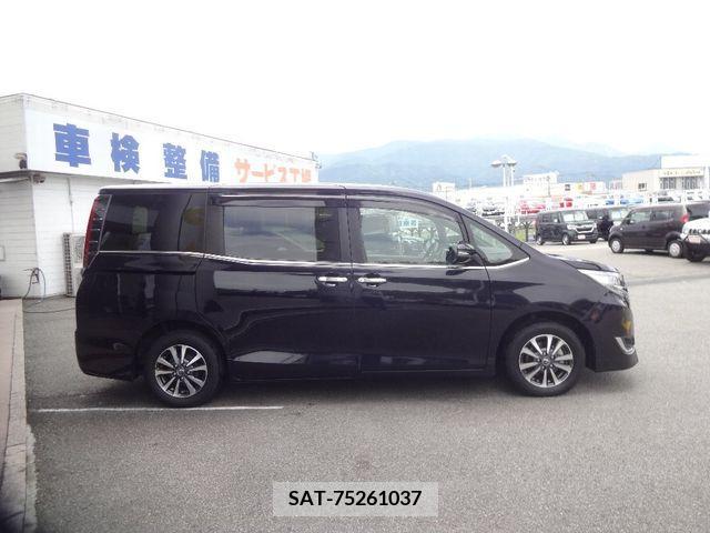 Toyota ESQUIRE 2017-12 330817-3