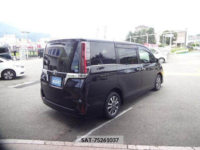 Toyota ESQUIRE 2017-12 330817-1