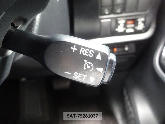 Toyota ESQUIRE 2017-12 330817-20